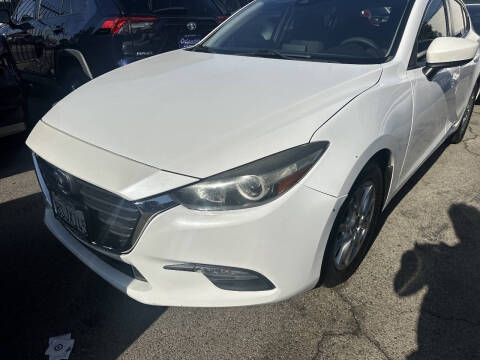 2018 Mazda MAZDA3 Sport