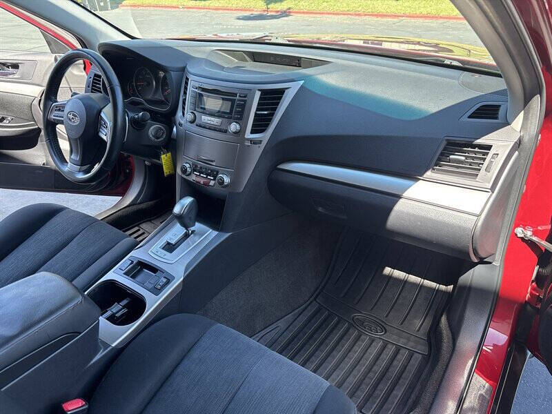 2013 Subaru Outback 2.5i Premium