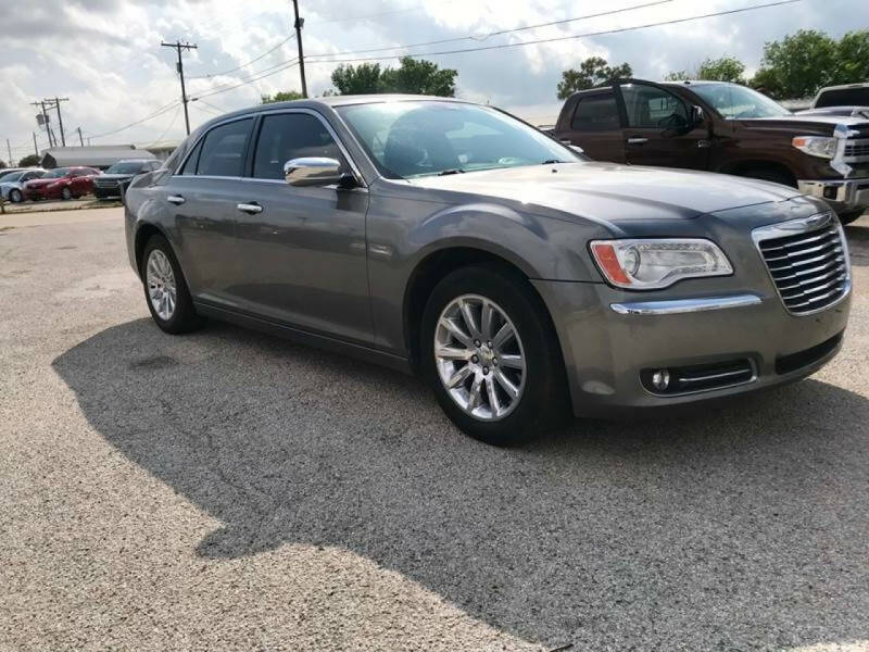 2011 Chrysler 300 for sale at WB Motors in Lewisville TX