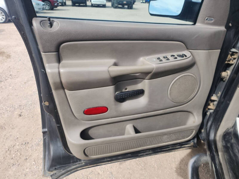 2004 Dodge Ram 2500 SLT