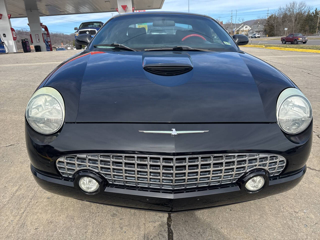 Black 2004 Ford Thunderbird Deluxe Convertible Deluxe 2dr Convertible 2