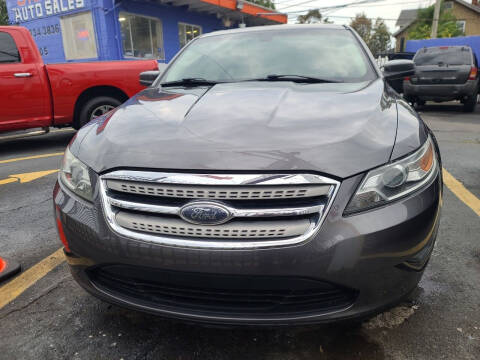 2011 Ford Taurus for sale at Silas Auto Sales LLC in Detroit MI