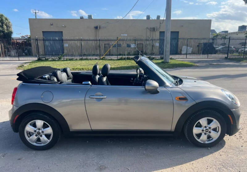 2019 MINI Convertible Cooper