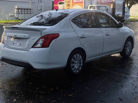 2017 Nissan Versa 1.6 SV