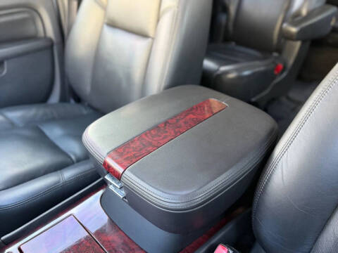2011 Cadillac Escalade ESV Premium