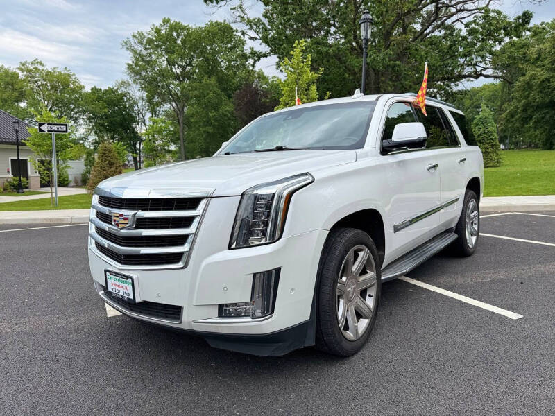 2017 Cadillac Escalade Luxury