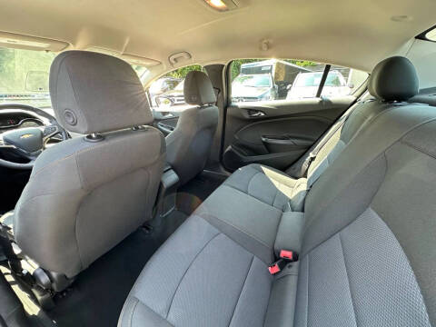 2018 Chevrolet Cruze LS Auto