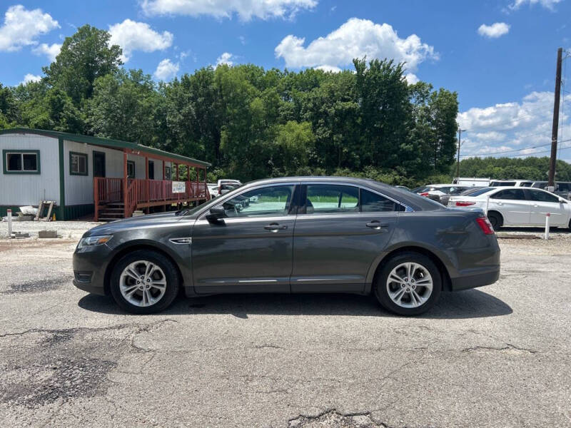 2016 Ford Taurus SEL