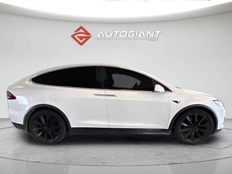 2020 Tesla Model X Long Range