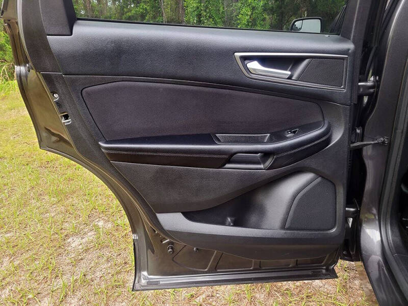 2015 Ford Edge SE