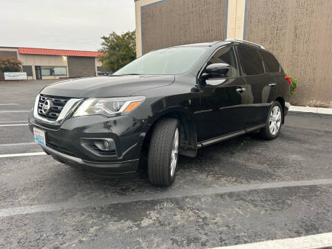 2018 Nissan Pathfinder for sale at Exelon Auto Sales in Auburn WA