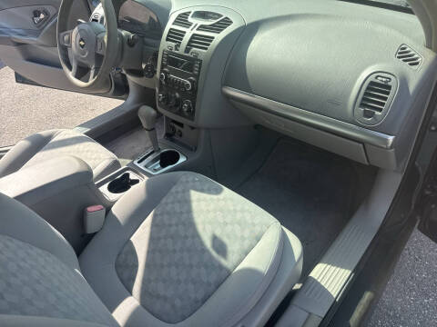 2005 Chevrolet Malibu Maxx LS