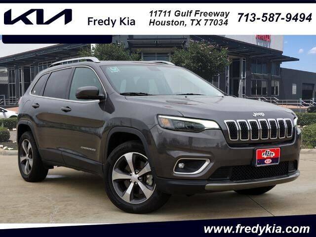 2019 Jeep Cherokee for sale at FREDY KIA USED CARS in Houston TX