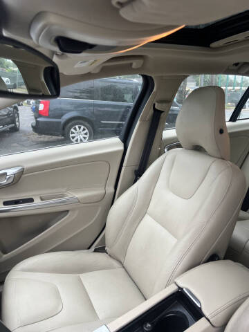2015 Volvo V60 T5 Premier