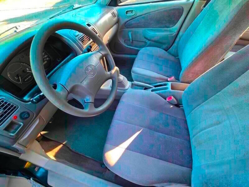 1999 Toyota Corolla LE