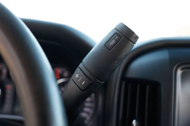 2019 Chevrolet Silverado 1500 LD Custom