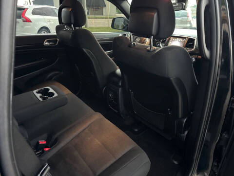 2017 Jeep Grand Cherokee Laredo