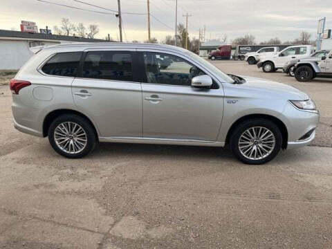 2022 Mitsubishi Outlander PHEV SEL