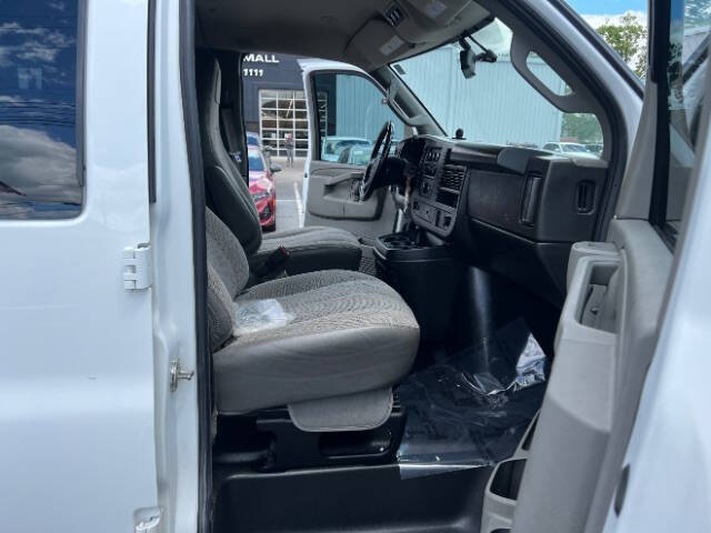 2023 Chevrolet Express LS 2500