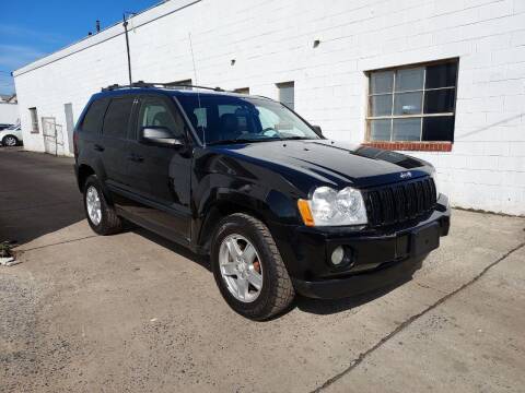 2007 Jeep Grand Cherokee for sale at PARK AUTO SALES in Roselle NJ