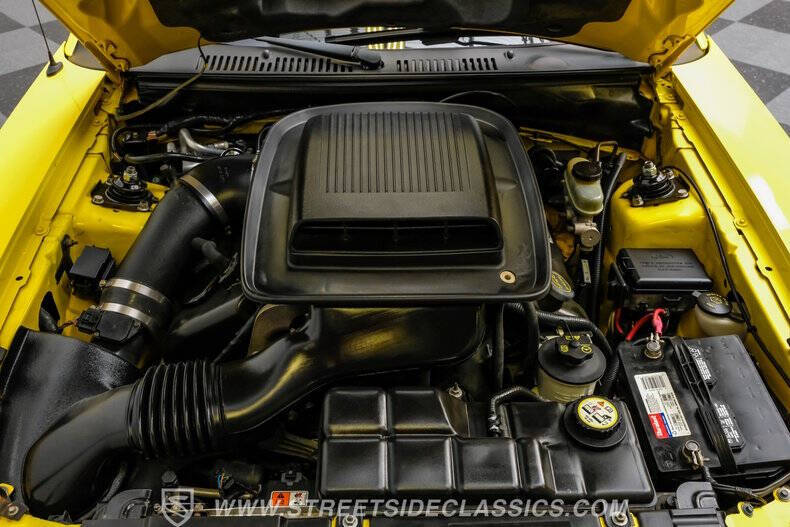 2003 Ford Mustang Mach 1 Premium