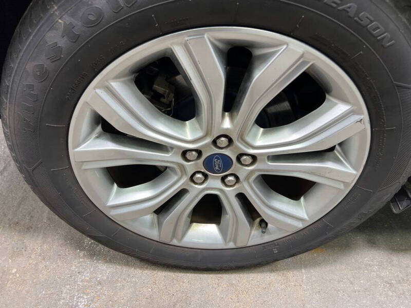 2021 Ford Edge Titanium