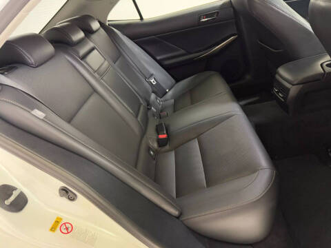 2015 Lexus IS 250 Crafted Line