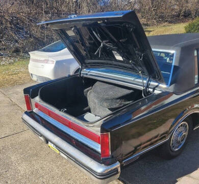 1984 Lincoln Town Car