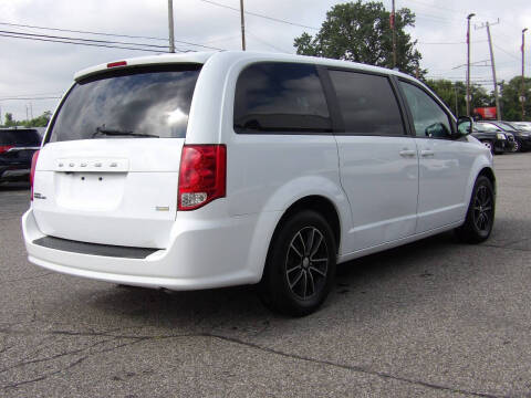 2018 Dodge Grand Caravan SE Plus