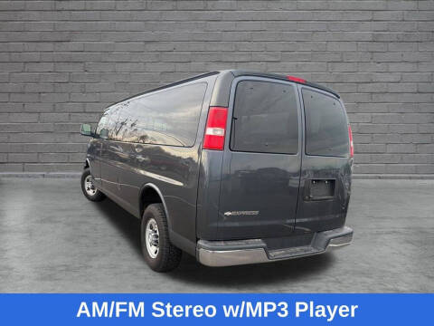 2017 Chevrolet Express LT 3500