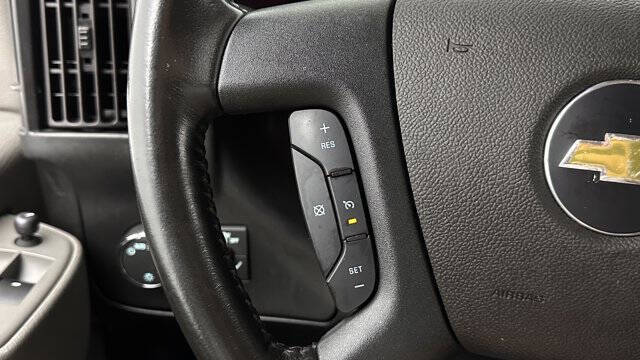 2022 Chevrolet Express 2500
