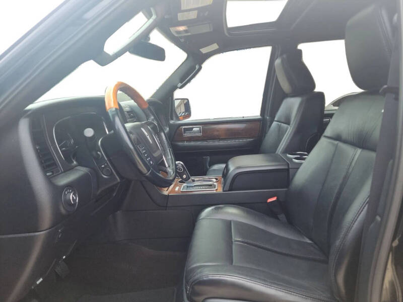 2016 Lincoln Navigator Select