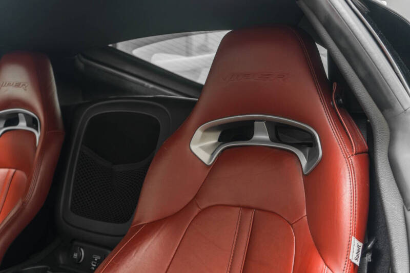 2016 Dodge Viper GTC