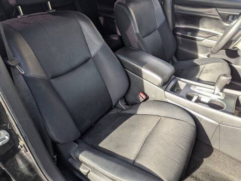 2016 Nissan Altima 2.5 SR