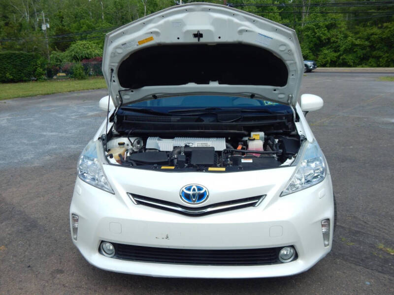 2013 Toyota Prius v