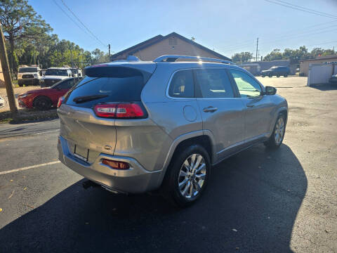 2016 Jeep Cherokee Overland