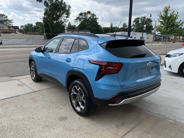 2025 Chevrolet Trax LT
