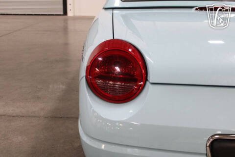 2003 Ford Thunderbird