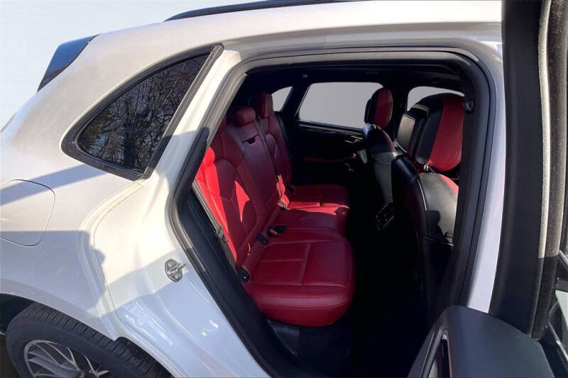 2018 Porsche Macan S