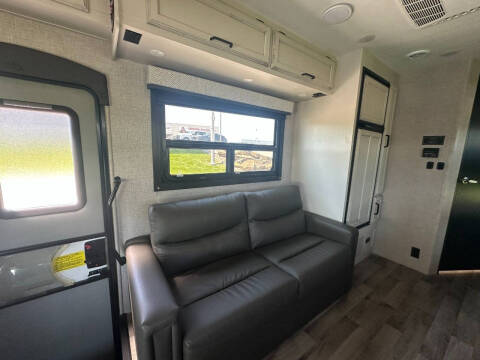 2023 Jayco Redhawk