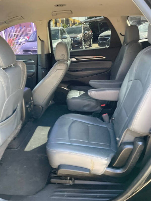 2020 Buick Enclave Essence