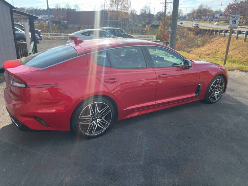 2022 Kia Stinger GT1