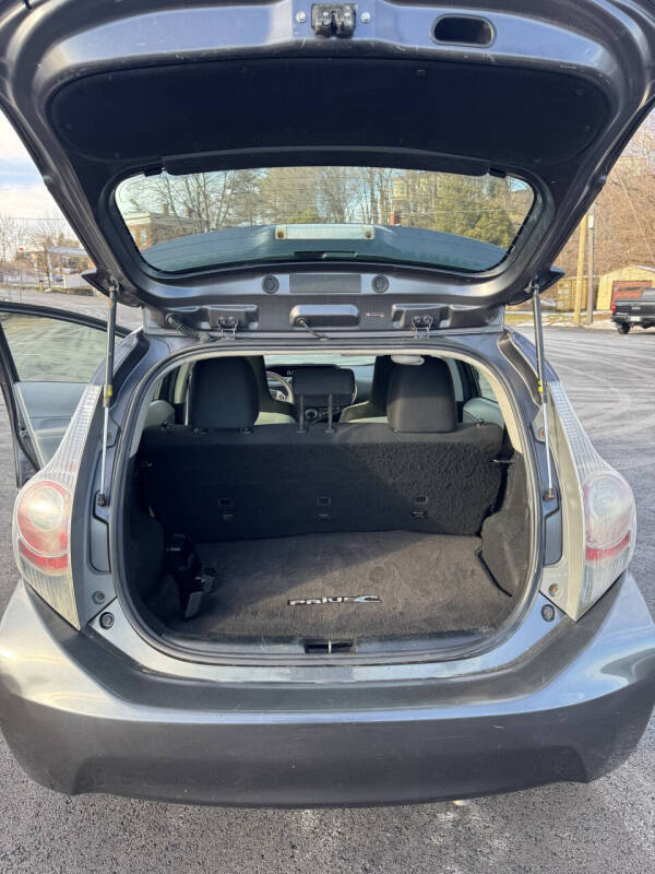 2014 Toyota Prius c Four