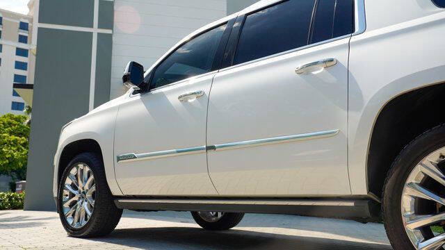 2019 Cadillac Escalade ESV Premium Luxury