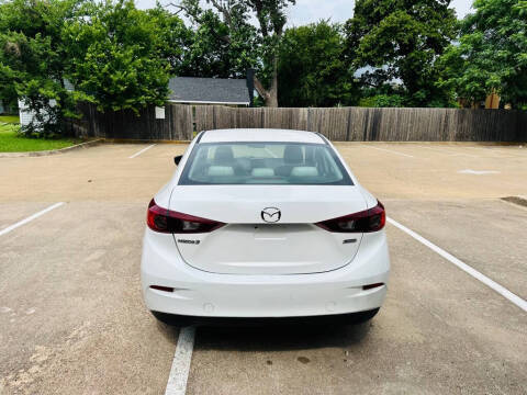 2015 Mazda MAZDA3 i Sport