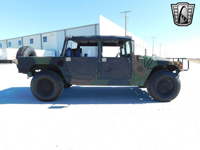 2002 AM General M1123