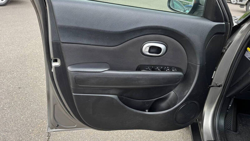 2014 Kia Soul +