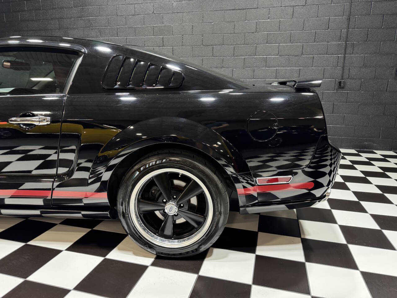 2008 Ford Mustang 22