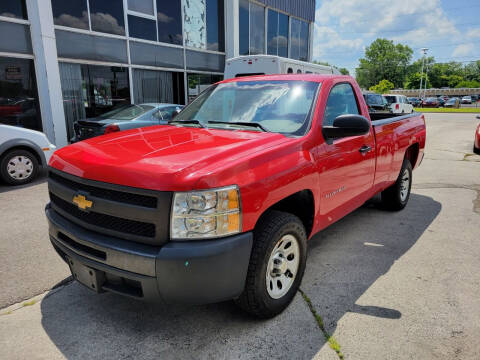 2013 Chevrolet Silverado 1500 for sale at Royal Motors - 33 S. Byrne Rd Lot in Toledo OH