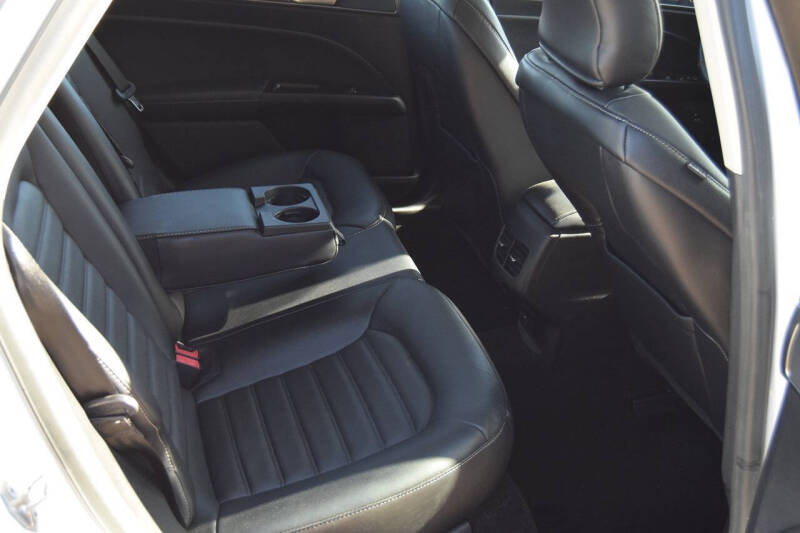 2018 Ford Fusion Hybrid SE